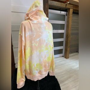 Old Navy Tie Dye Sweatshirt Men’s Large